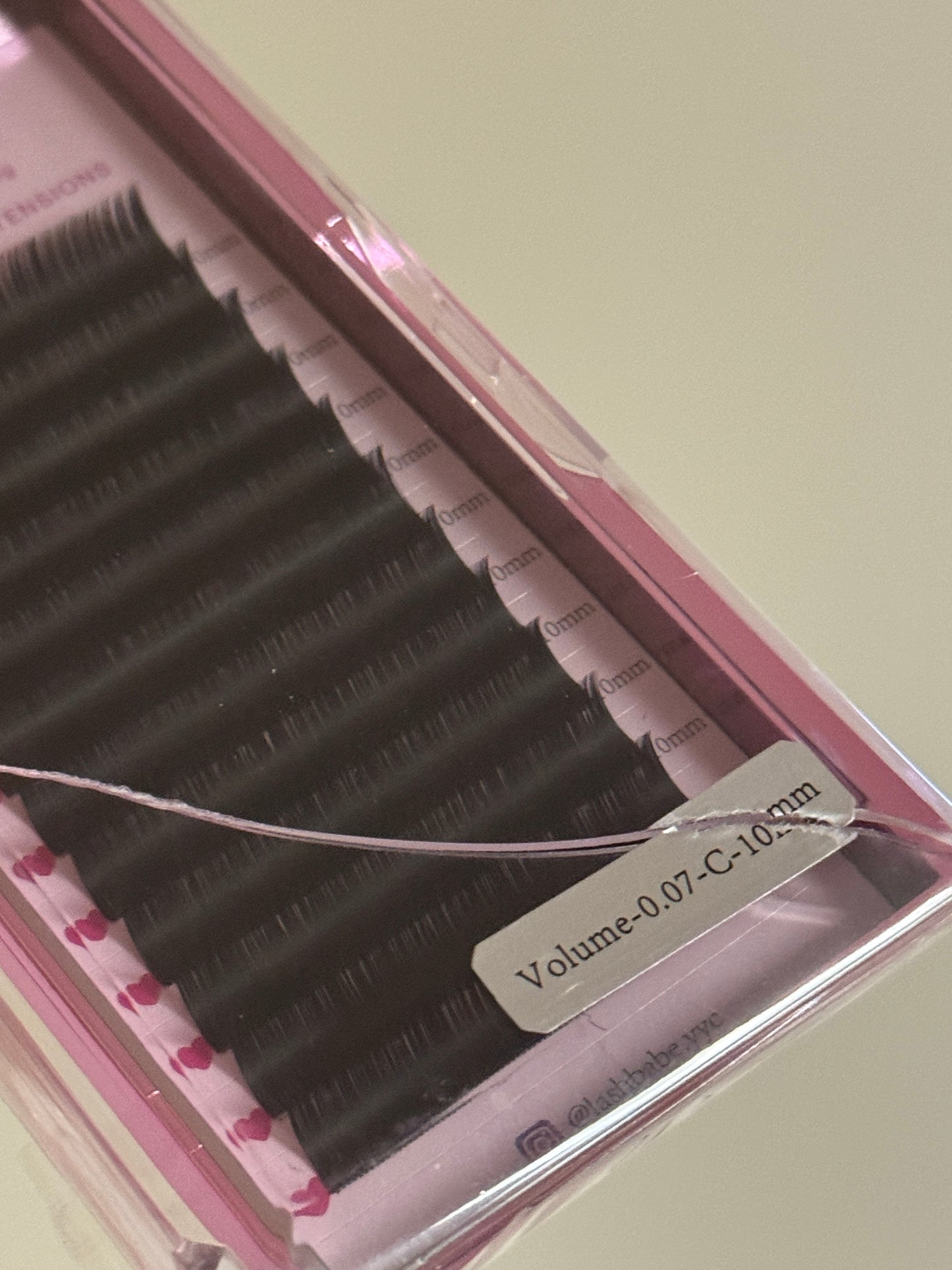 $10 Lashes – Cracked Case